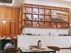 -胡须佬鸡煲四季火锅店(石厦西村直营店)