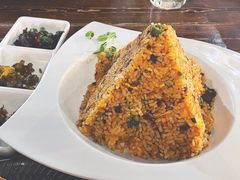 麻麻辣辣牛肉炒饭-Let's Taipei 非常烘焙(太古里店)