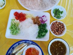 -官塘陈记鱼生·潮汕砂锅粥·牛肉火锅(潮枫路总店)