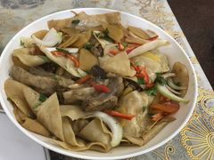 羊排焖饼-西北羊肉粉汤馆