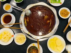 -冯记香辣兔火锅(茶店子总店)
