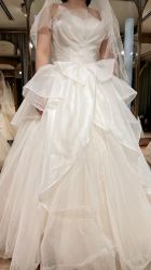 -LA GRACE高端婚纱礼服定制馆