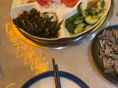 -沪上名羊天下•烤羊腿•东北烧烤•小龙虾(浦东直营总店)