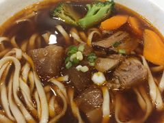 -康师傅私房牛肉面(马泉营奥莱店)