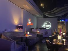 -INLOVE Live House