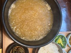 -银米·云南传统过桥米线(双廊黑金冠店)