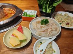 -佬土鹅肠火锅(解放路店)
