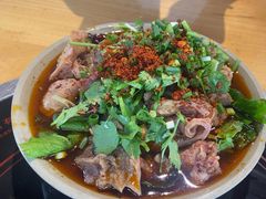 -大众跷脚牛肉馆·非遗传承单位(峨眉山店)