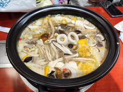 -菌之家·专业纯野生菌火锅·特色炒菌