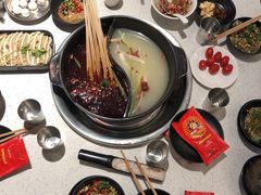 鸳鸯锅-钢管厂五区小郡肝串串香(南山店)