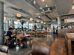 -ROAST coffee & eatery