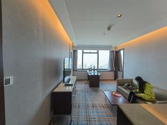 -上海龙之梦万丽酒店