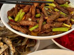 -丹水桥地锅鱼·翘嘴鲌·地方特色全鱼宴(丹江口大坝店)