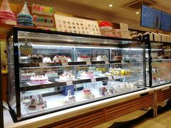 面包甜点陈列柜-巴黎贝甜(武夷花园店)