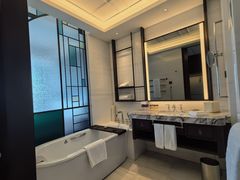 -上海前滩香格里拉大酒店