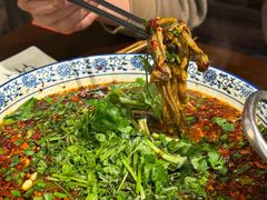 -谢老五跷脚牛肉·非遗传承店