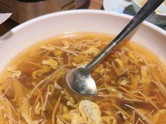 -头上红煨盐鸡·非遗院子餐厅