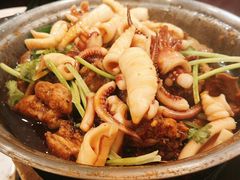 -芳村榕树头叹佬鸡煲(体育西店)