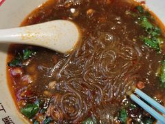 -小杨生煎(金山百联购物中心3楼店)