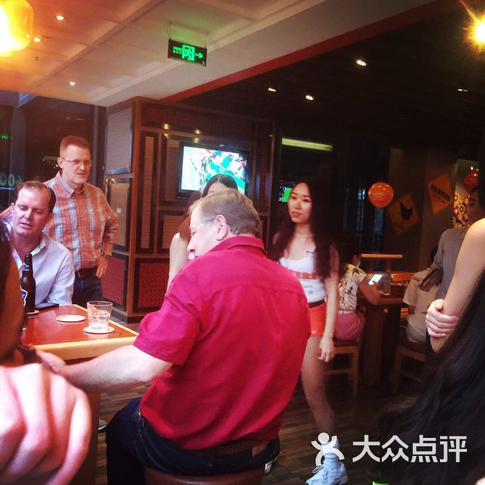hooters美国猫头鹰餐厅(成都店)图片 第198张