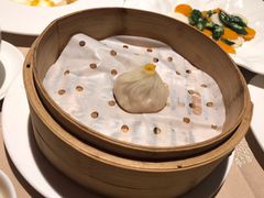 活拆蟹黄小笼包-成隆行·蟹王府(九江路店)