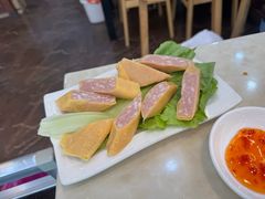 -闽粤一牛潮汕牛肉火锅