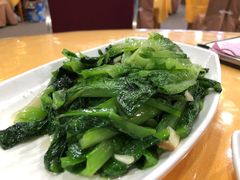 -鹏城人家海鲜酒家·23年老字号(较场尾店)