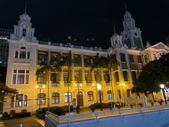 -香港大学