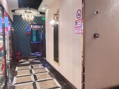 -唱吧麦颂KTV(松江五龙商业广场店)