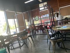 大堂-新安江奶酸菜鱼(总店)