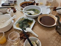 -山里人家土菜馆(茅山店)
