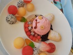 -水桶王国主题餐厅·聚会·生日派对·亲子活动·家庭套餐(亚龙湾希尔顿店)