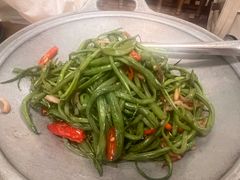 -海派美食·家宴海鲜青岛菜·石锅鲽鱼头(东方城店)