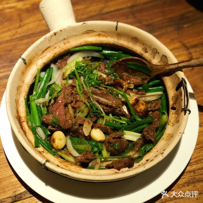 冲菜芹菜啫牛肉