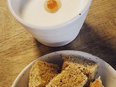 茶糕蘸茉莉-知亘茶食