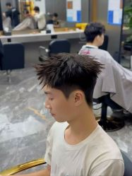 -M1山木造型国潮男士发型定制