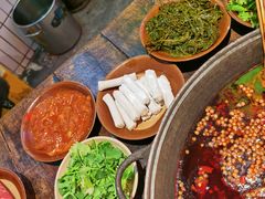 -四小区火锅·巷子里的重庆火锅(花照壁店)