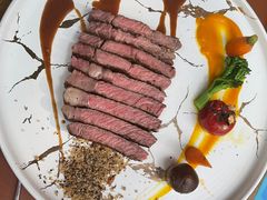 澳洲和牛西冷牛排（M6）-Golden Lily河内巴黎法越料理餐厅(建国西路店)