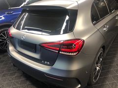-奔驰上海利星(七宝店)