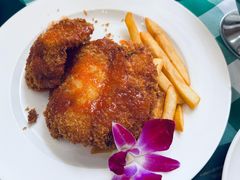 -起士林西餐厅(东经路店)