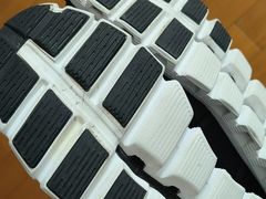 -爱革·洗衣改衣·洗鞋修鞋·洗包修包·奢侈品护理(缤谷广场店)