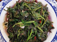 清炒时令野菜-老味道1992(武当山店)