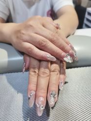 -桃色美甲沙龙