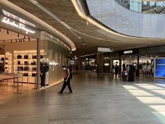 -东荟城名店仓