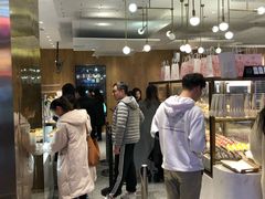 -奈雪的茶(湖滨银泰in77C区PRO店)