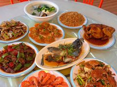 -红月湾海鲜饭店•沙滩海景(双月湾店)