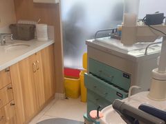 -上海仁爱医院口腔科 · 种植