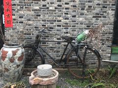 -田园东方蜜桃村的田野营地