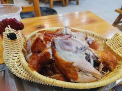 草原爆汁溜达鸡-张记焖窑·十五年专注焖烤(雍和宫店)