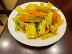 芹菜腐竹-新川面馆(新街口二店)